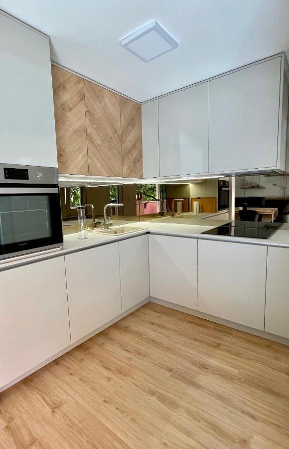 Artatore24 - Modern And Stylish Apartment Mali Lošinj